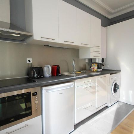 Fully-Equipped Apartment In City Center + Parking Lille Zewnętrze zdjęcie