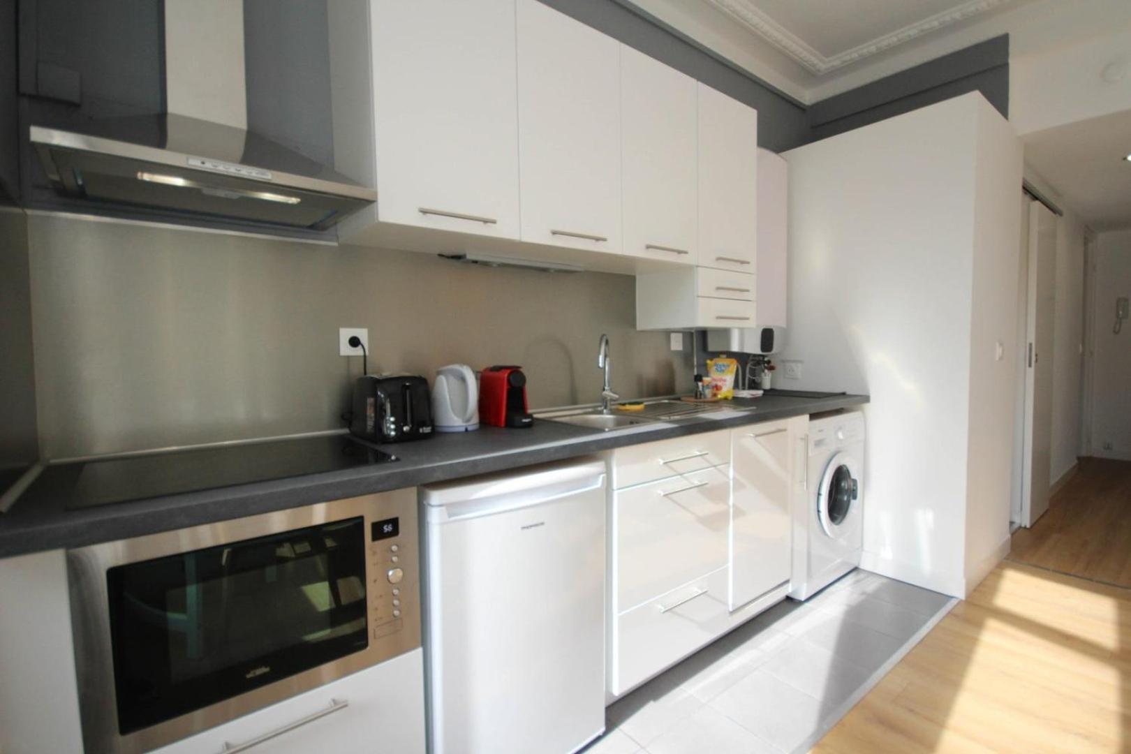 Fully-Equipped Apartment In City Center + Parking Lille Zewnętrze zdjęcie